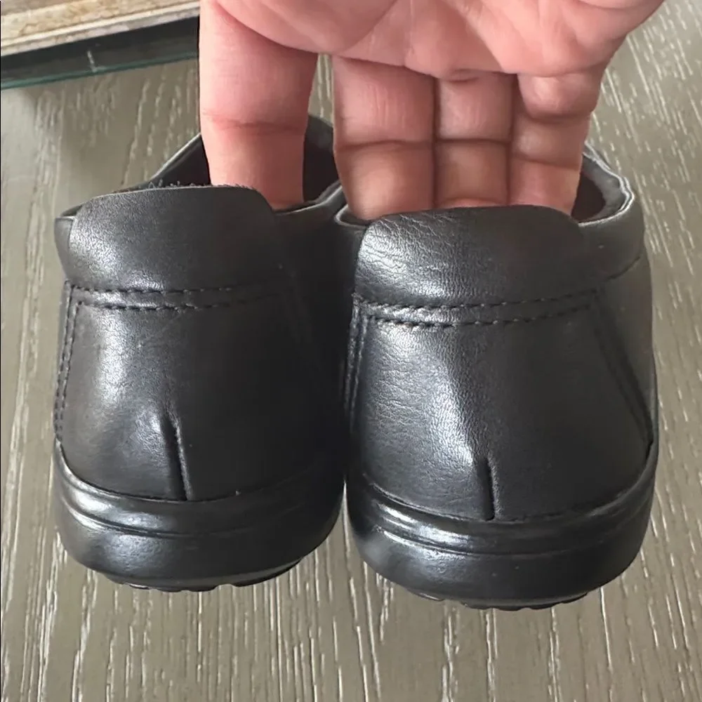 SAS Women’s Black Soft Leather Comfort Dress Shoes Flats Made in USA Size 5M